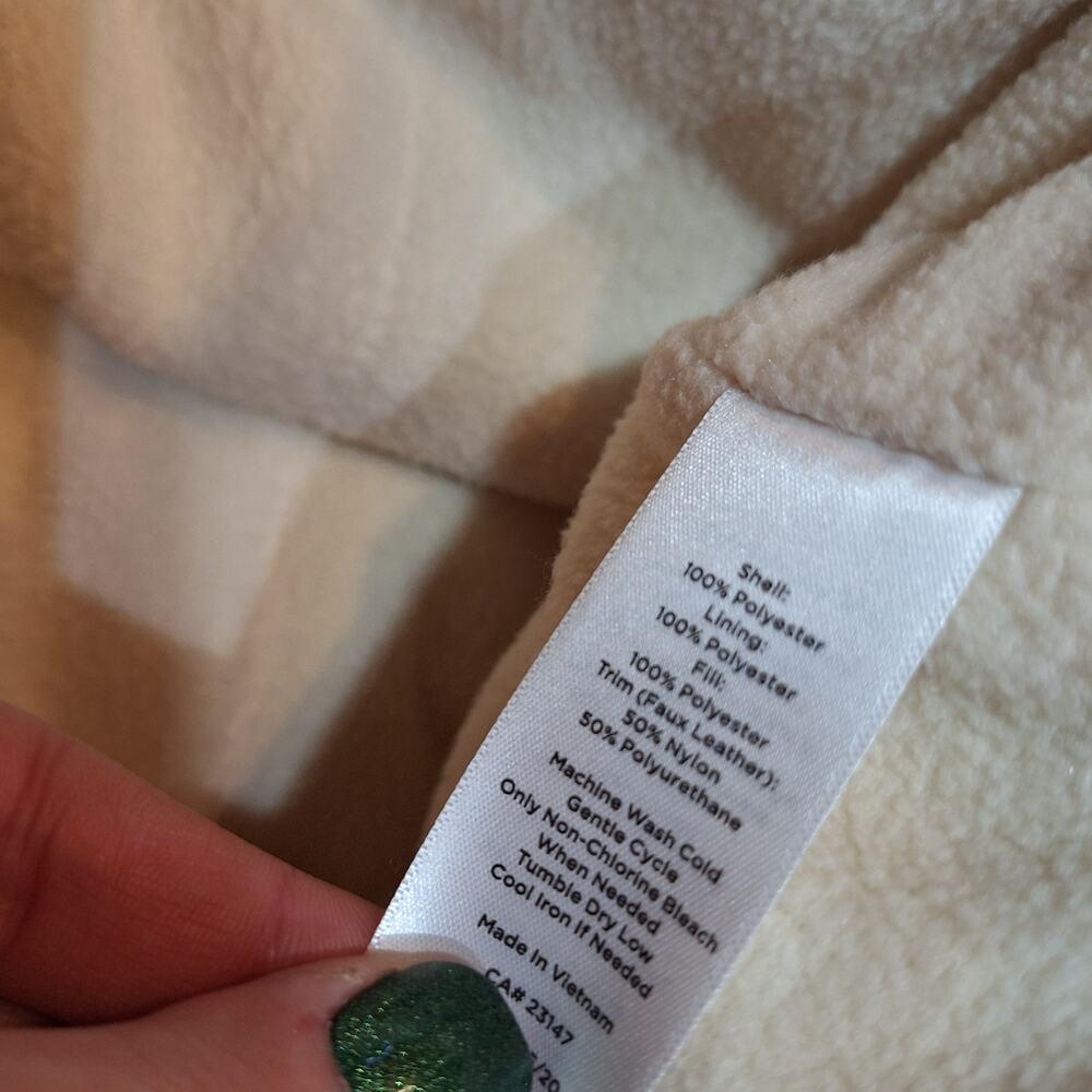 Talbots bundle of NWOT Women's XL quilted puffer vests plaid & Navy fullzip - Picture 7 of 9